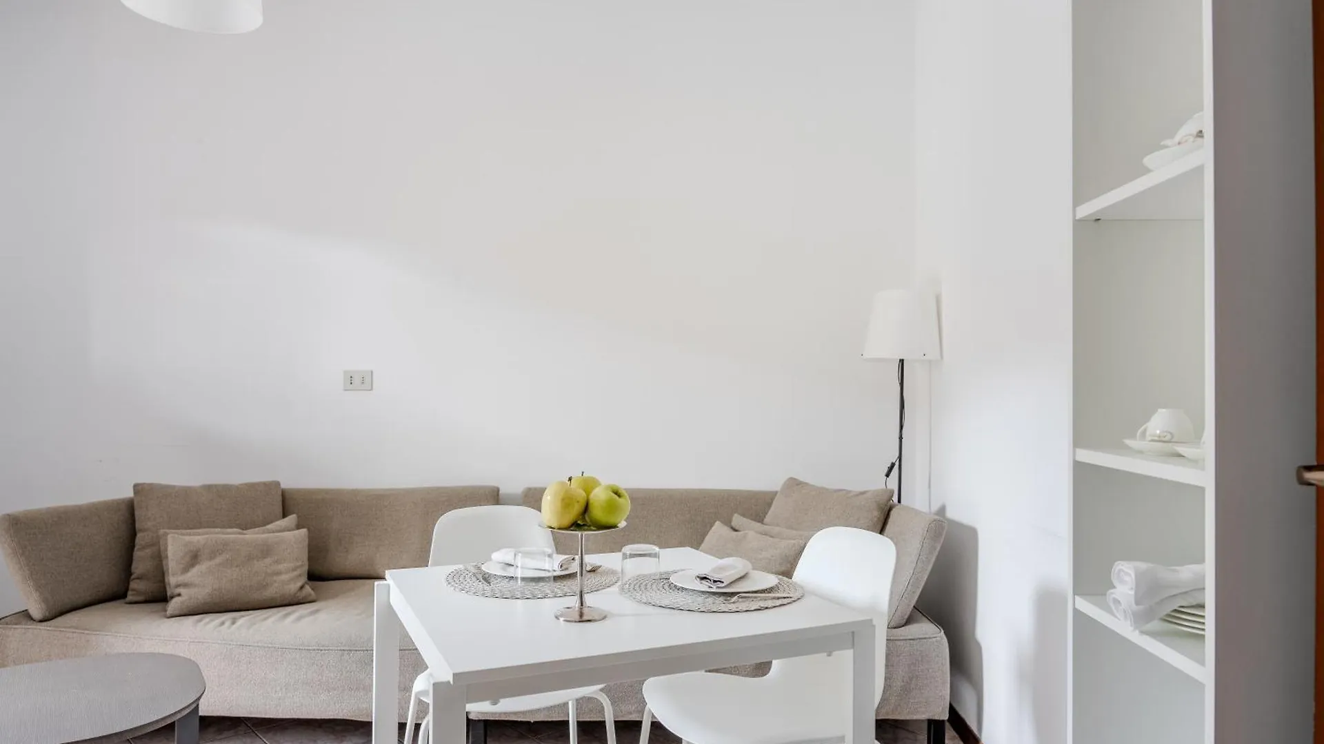 Boutique House In Corte Storica Seregno